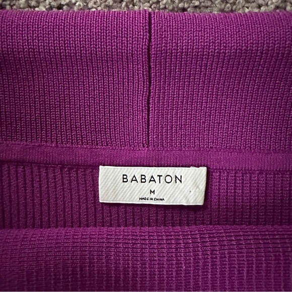 Aritzia Babaton Sculpt Knit Off The Shoulder Top - Picture 2 of 4